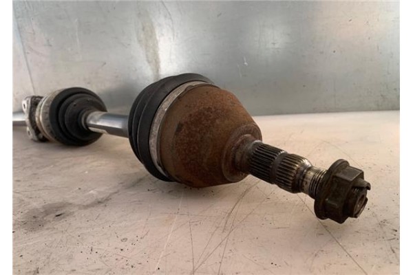 Recambio de palier delantero derecho para mercedes-benz clase c (bm 202) familiar 2.5 250 t turbodiesel (202.188) referencia OEM