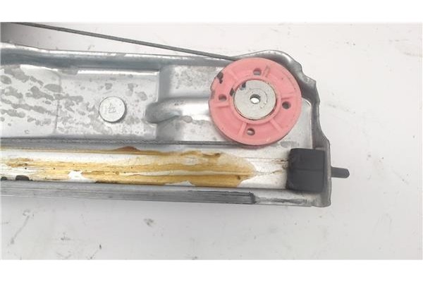 Recambio de mecanismo elevalunas delantero derecho para peugeot 208 referencia OEM IAM 9673153180 9673154380 