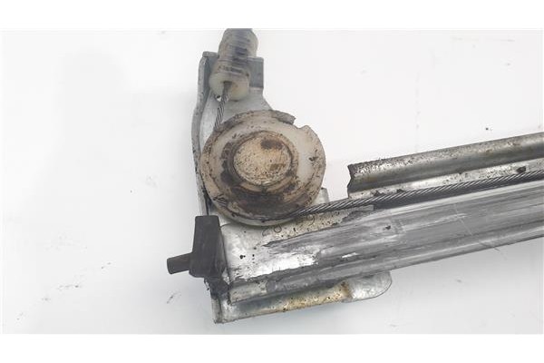 Recambio de mecanismo elevalunas delantero derecho para peugeot 406 berlina (s1/s2) referencia OEM IAM 9222K5  