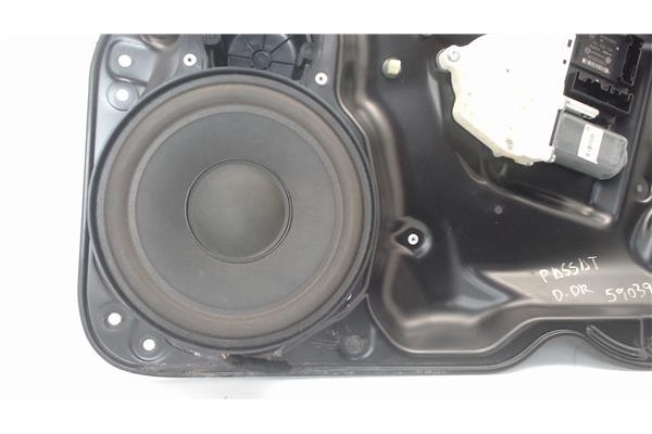 Recambio de mecanismo elevalunas delantero derecho para volkswagen passat berlina (3c2) 2.0 tdi referencia OEM IAM 1k0959792l  