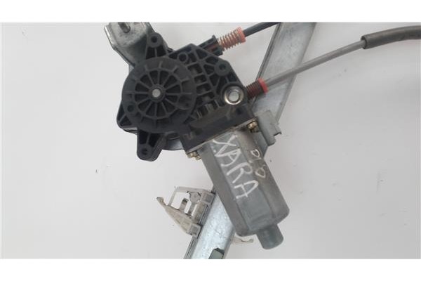 Recambio de mecanismo elevalunas delantero derecho para citroen xantia berlina referencia OEM IAM 400448A  