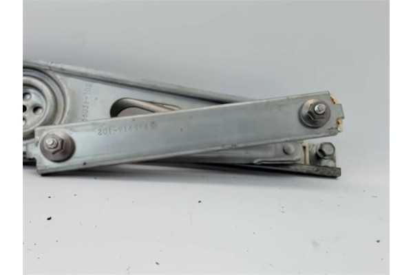 Recambio de mecanismo elevalunas delantero derecho para renault scenic iii (jz) referencia OEM IAM   