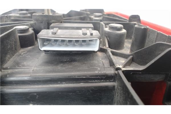 Recambio de piloto trasero derecho para citroen zx referencia OEM IAM   