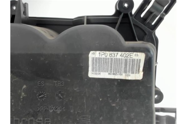 Recambio de mecanismo elevalunas delantero derecho para seat leon (1p1) referencia OEM IAM 1P0837402E  