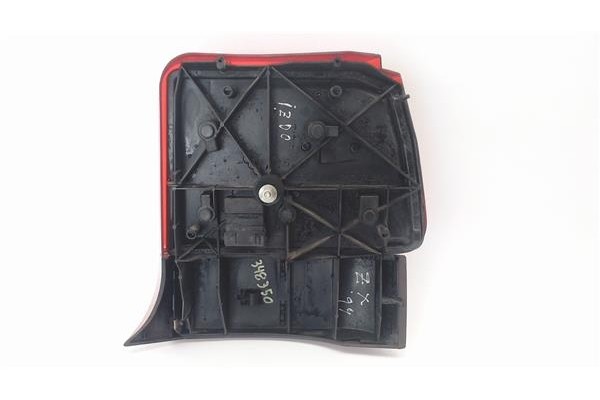 Recambio de piloto trasero izquierdo para citroen zx referencia OEM IAM 95656605  