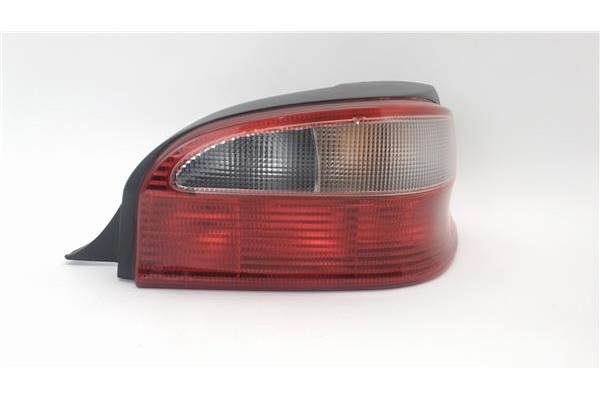 Recambio de piloto trasero derecho para citroen saxo referencia OEM IAM   