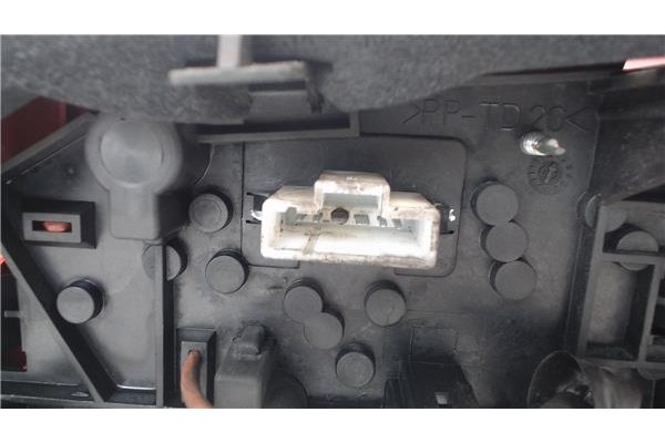 Recambio de piloto trasero izquierdo para peugeot 406 berlina (s1/s2) referencia OEM IAM 9644652677  
