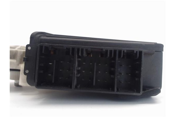 Recambio de motor elevalunas delantero derecho para seat ibiza sc (6j1) referencia OEM IAM  (101386-102) 