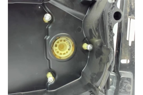 Recambio de mecanismo elevalunas delantero derecho para seat leon (1p1) referencia OEM IAM   