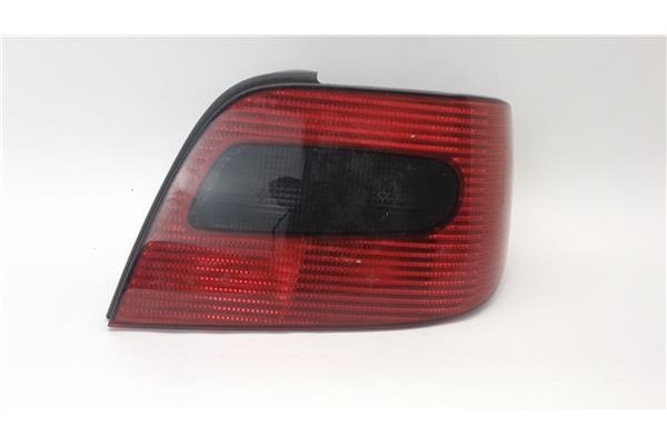 Recambio de piloto trasero derecho para citroen xsara berlina referencia OEM IAM 6351J5 2202363 25340801 , CITROËN