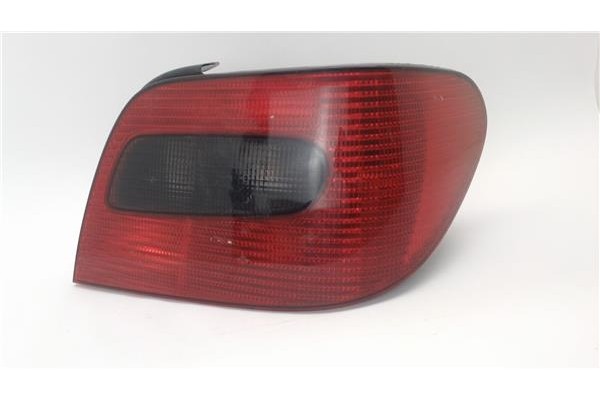 Recambio de piloto trasero derecho para citroen xsara berlina referencia OEM IAM 6351J5 2202363 25340801 , CITROËN