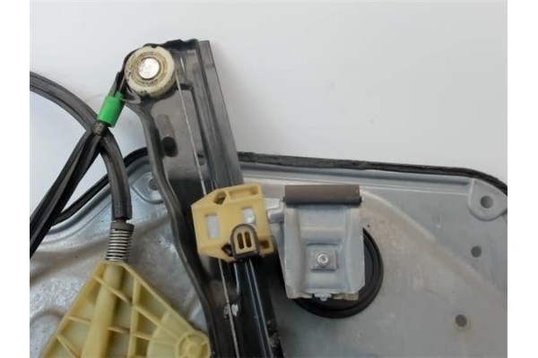 Recambio de elevalunas electrico delantero derecho para seat toledo (1m2) 1.9 signum referencia OEM IAM 1M0837756  
