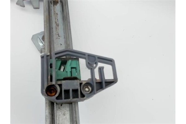 Recambio de mecanismo elevalunas delantero derecho para renault megane ii berlina 5p referencia OEM IAM   