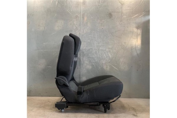 Recambio de asientos trasero izquierdo para renault scenic iii (jz) 1.2 grand expression referencia OEM IAM 886708031R  