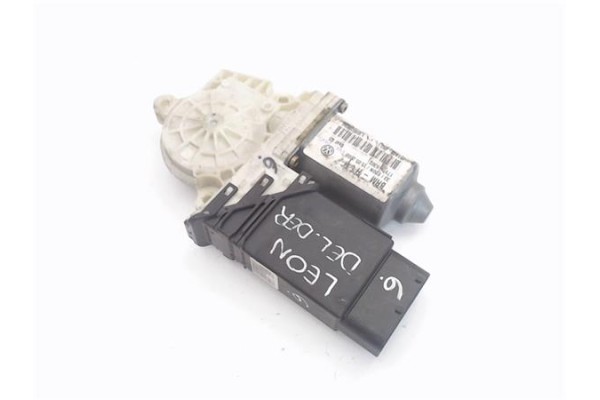 Recambio de motor elevalunas delantero derecho para seat leon (1m1) referencia OEM IAM (1J0959802G)  BRM  