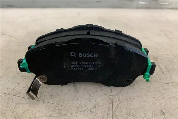Recambio de pastilla de freno rueda delantero izquierda para toyota avensis berlina (t22) 2.0 vvt-i referencia OEM IAM 986494054