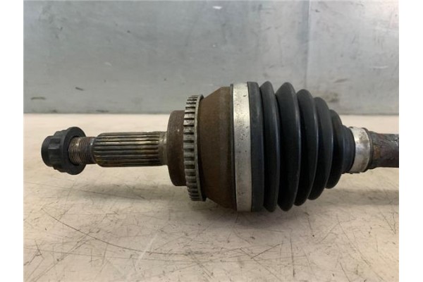 Recambio de palier delantero izquierdo para toyota avensis berlina (t22) 2.0 vvt-i referencia OEM IAM 4341005350 4346009A21 4341