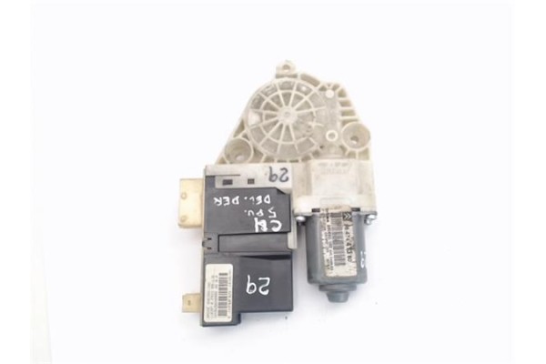 Recambio de motor elevalunas delantero derecho para citroen c4 berlina referencia OEM IAM (9647441380) (996388-102) 