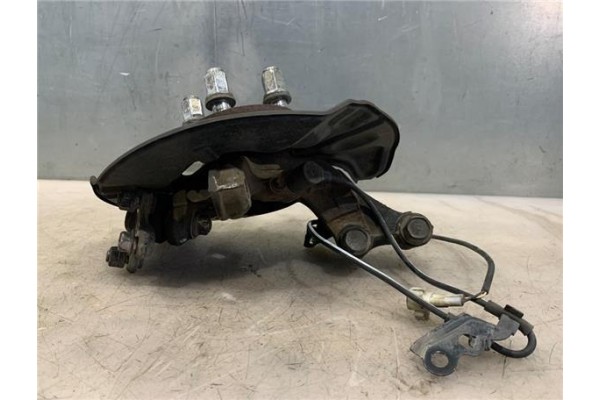 Recambio de mangueta delantero izquierda para toyota avensis berlina (t22) 2.0 vvt-i referencia OEM IAM 4321205051  