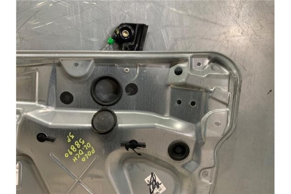 Recambio de elevalunas electrico delantero derecho para volkswagen polo iv (9n1) 1.4 16v referencia OEM IAM w06q3837402s  