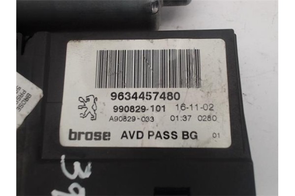 Recambio de motor elevalunas delantero derecho para peugeot 307 (s1) referencia OEM IAM (9634457480) (990183-200) 