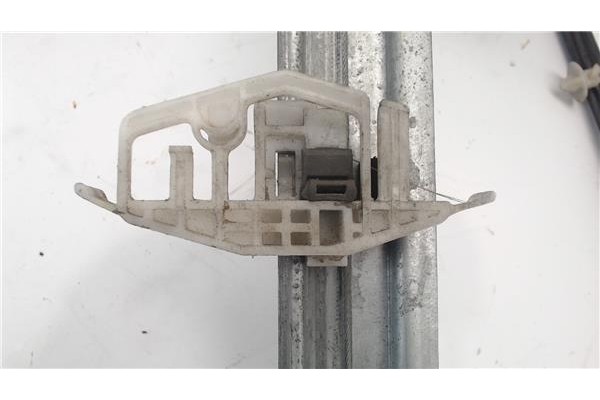 Recambio de elevalunas electrico delantero derecho para citroen xsara picasso referencia OEM IAM   
