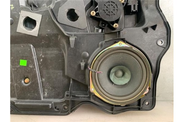 Recambio de elevalunas electrico delantero izquierdo para mazda 2 (b2w) 1.6 referencia OEM IAM G22C5858XC DD105997XB G22C5858X ,