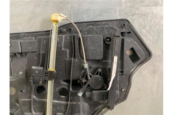 Recambio de elevalunas electrico trasero izquierdo para mazda 2 (b2w) 1.6 referencia OEM IAM GJ6A5858XA DD107397XA 