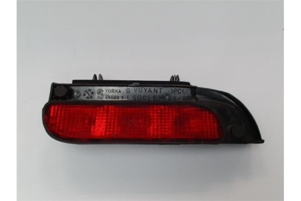 Recambio de luz central de freno para peugeot partner furgón (5) 1.9 d referencia OEM IAM 6350AS  