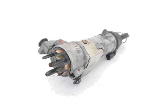 Recambio de clausor para volkswagen polo iv (9n1) 1.4 16v referencia OEM IAM 107837167DB 4B0905851 