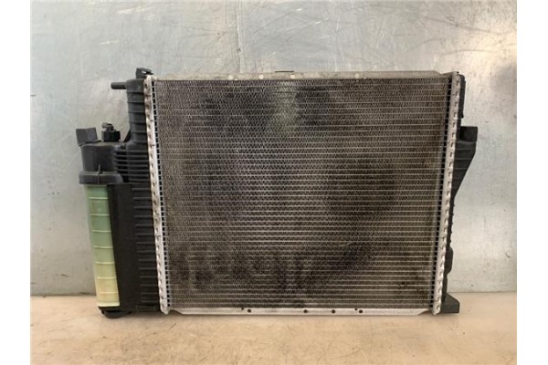 Recambio de radiador para bmw serie 5 berlina (e39) 2.8 528i referencia OEM IAM 2139510003200 17111740699 