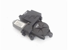 Recambio de motor elevalunas delantero derecho para volkswagen polo iv (9n1) referencia OEM IAM (6Q2959801A) (8104K4) 6Q2959801A