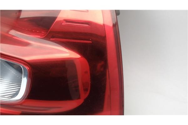 Recambio de piloto trasero derecho para renault megane ii berlina 5p referencia OEM IAM 8200413216 89038182  Recambio de piloto trasero derecho para renault megane ii berlina 5p referencia OEM IAM 8200413216 89038182