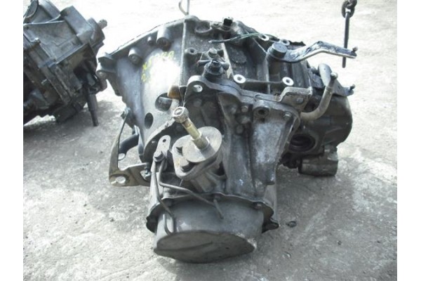 Recambio de caja cambios manual para citroen xsara berlina 2.0 hdi 90 referencia OEM IAM DW032F  