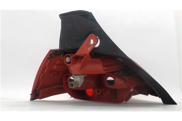 Recambio de piloto trasero derecho para renault megane ii berlina 5p referencia OEM IAM 8200413216 89038182  Recambio de piloto trasero derecho para renault megane ii berlina 5p referencia OEM IAM 8200413216 89038182