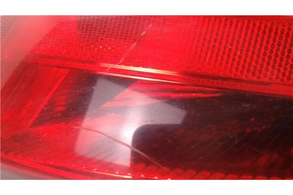 Recambio de piloto trasero derecho para renault megane ii berlina 5p referencia OEM IAM 8200413216 89038182  Recambio de piloto trasero derecho para renault megane ii berlina 5p referencia OEM IAM 8200413216 89038182