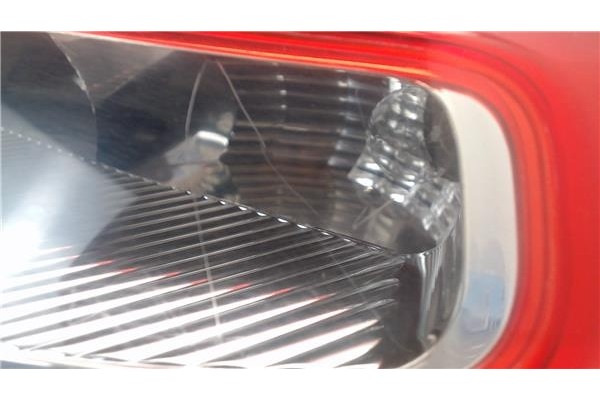 Recambio de piloto trasero derecho para renault megane ii berlina 5p referencia OEM IAM 8200413216 89038182  Recambio de piloto trasero derecho para renault megane ii berlina 5p referencia OEM IAM 8200413216 89038182