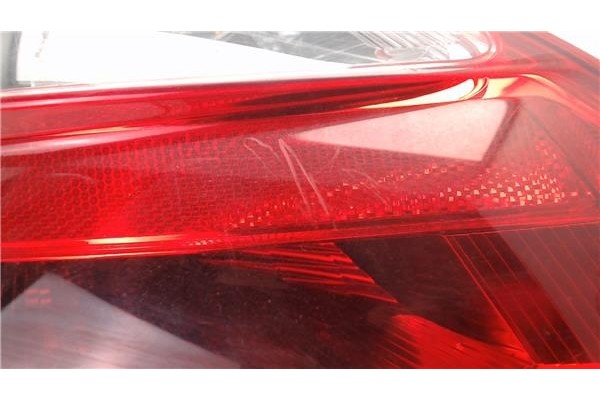 Recambio de piloto trasero izquierdo para renault megane ii berlina 5p referencia OEM IAM 8200413214 89038181 