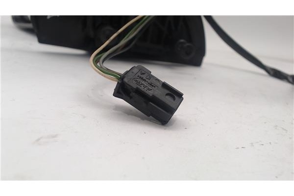 Recambio de retrovisor electrico izquierdo para peugeot 307 berlina (s2) referencia OEM IAM 96347726  