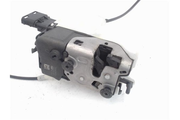 Recambio de cierre electromagnetico delantero derecho para peugeot 3008 1.6 hdi referencia OEM IAM a04099  