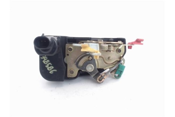 Recambio de cierre electromagnetico delantero izquierdo para chrysler voyager gs 2.4 i referencia OEM IAM 4658675  