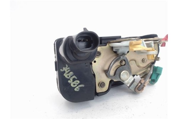 Recambio de cierre electromagnetico delantero izquierdo para chrysler voyager gs 2.4 i referencia OEM IAM 4658675  