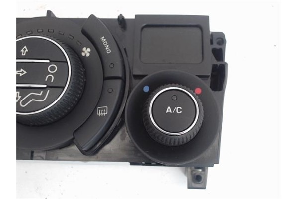 Recambio de mandos climatizador para peugeot 3008 1.6 hdi referencia OEM IAM 96738322xt 400017008 