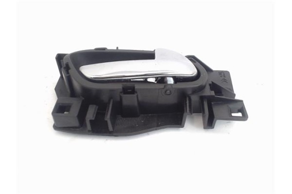 Recambio de manilla int. puerta trasero derecha para peugeot 3008 1.6 hdi referencia OEM IAM 9683446077 9683446077 