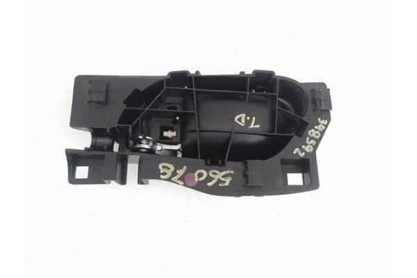 Recambio de manilla int. puerta trasero derecha para peugeot 3008 1.6 hdi referencia OEM IAM 9683446077 9683446077 
