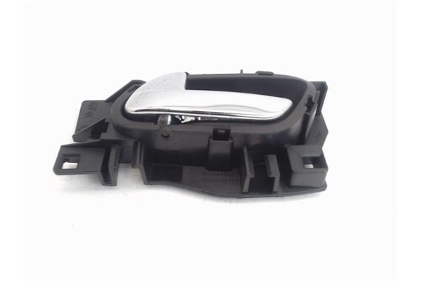 Recambio de manilla int. puerta trasero izquierda para peugeot 3008 1.6 hdi referencia OEM IAM 9683446177 9683446877 