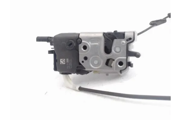 Recambio de cierre electromagnetico trasero derecho para peugeot 3008 1.6 hdi referencia OEM IAM a04111 1431m131214 