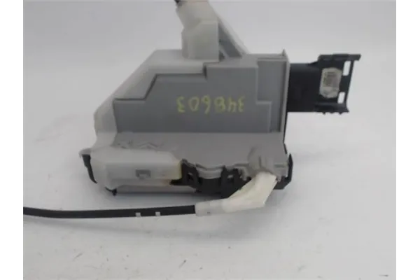 Recambio de cierre electromagnetico trasero derecho para peugeot 3008 1.6 hdi referencia OEM IAM a04111 1431m131214 