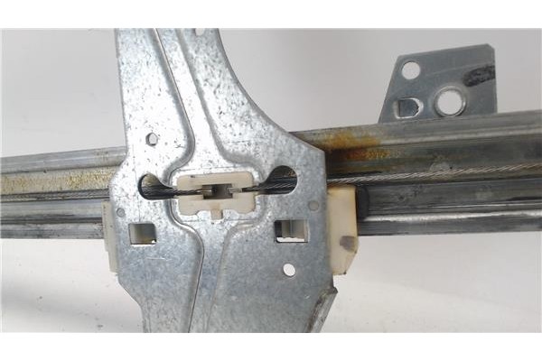 Recambio de mecanismo elevalunas delantero derecho para peugeot 307 break / sw (s1) referencia OEM IAM 9222K0  