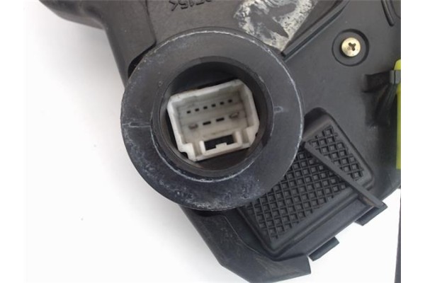Recambio de cierre electromagnetico delantero derecho para toyota avensis berlina (t22) 2.0 vvt-i referencia OEM IAM 6903002161 
